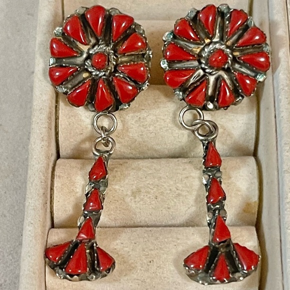 Jewelry - Vtg Native American Sterling Navajo? Zuni? Post Red Dangle Coral Earrings